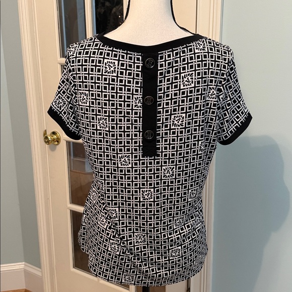 Anne Klein Blouse - Picture 3 of 3